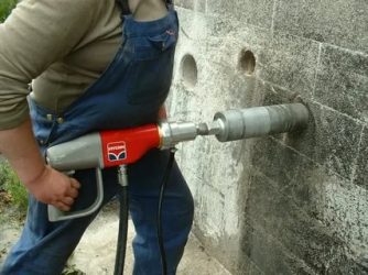 Чем проделать отверстие в бетонной стене?