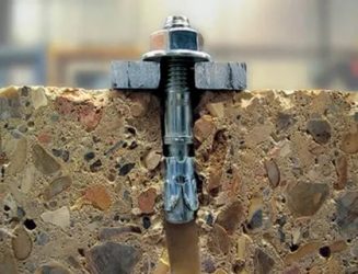 Как закрепить шпильку в бетоне?