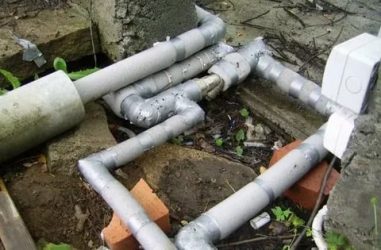 Чем утеплить водопроводную трубу на улице?