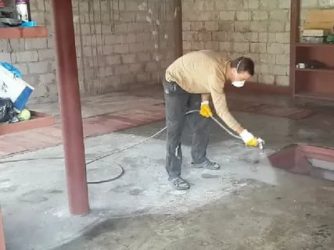 Обеспыливание бетонного пола в гараже