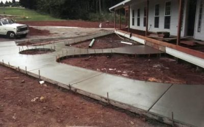 Чем покрыть бетонные дорожки на даче?