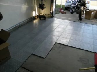 Что положить на бетонный пол в гараже?