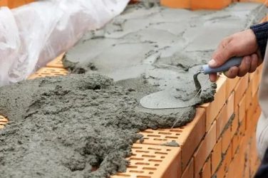 Использование расширяющих цементов в железобетонных конструкциях повышает