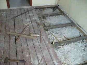 Замена деревянного пола на бетонный в квартире