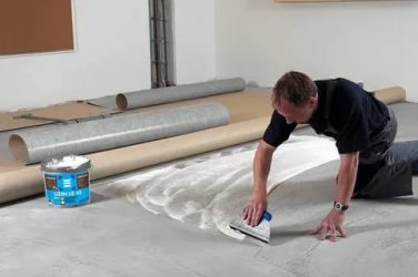 Как класть линолеум на бетонный пол самостоятельно?