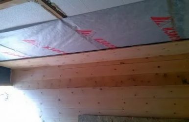 Применение пароизоляции при утеплении потолка