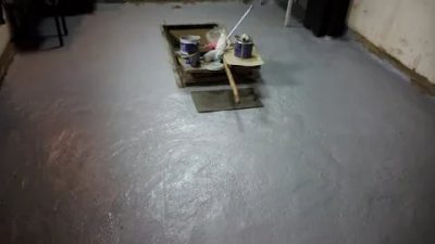 Чем можно покрасить бетонный пол в гараже?