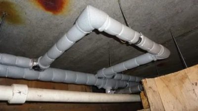 Как утеплить водопровод в неотапливаемом помещении?