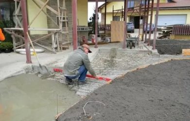Ремонт бетонного покрытия на улице