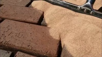 Песок для заполнения швов брусчатки