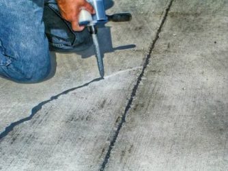 Чем заполнить трещины в бетоне?