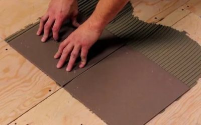 Как клеить плитку на деревянный пол?