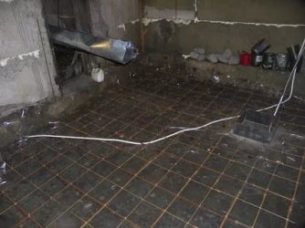 Заливка пола в подвале гаража