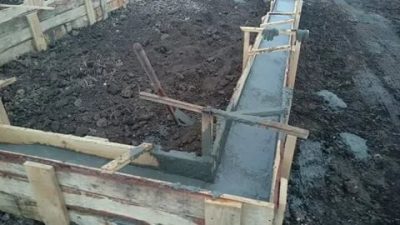Чем смазывают опалубку перед заливкой бетона?