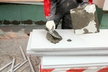 Как приклеить пеноплекс к бетону?
