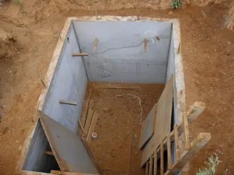 Как правильно залить погреб из бетона?