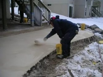 Заливка бетона в холодную погоду