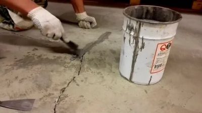 Как заделать трещину в полу из бетона?