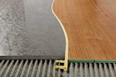 Чем соединить плитку и ламинат на полу?